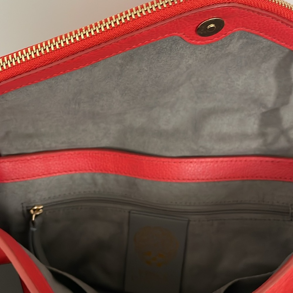 Vince Camuto Bubble Lamb Leather Flap Crossbody - Picture 7 of 9